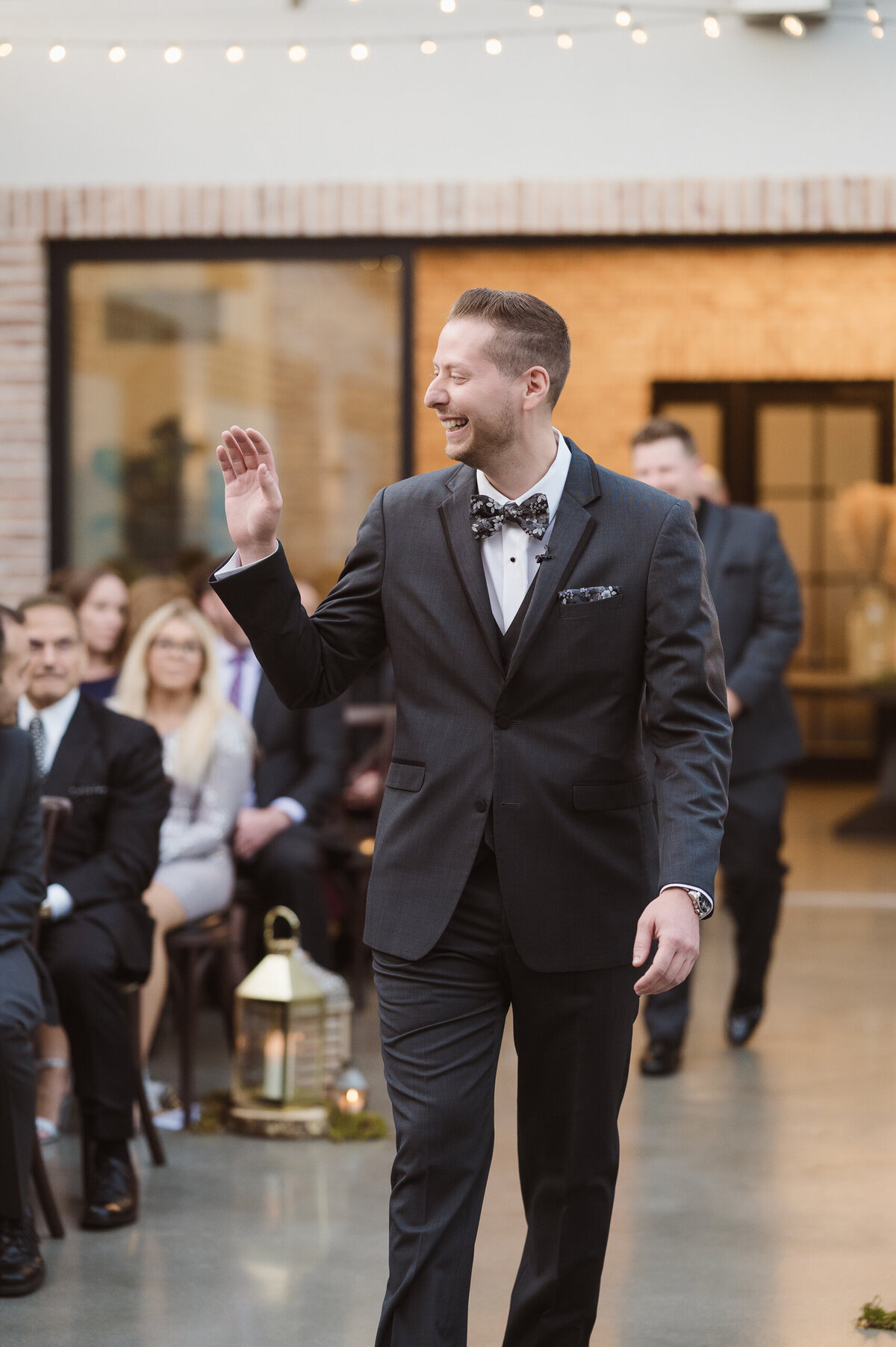 whimsical-wedding-photographer-nj-by-suess-moments-at-the-perona-farms-refinery