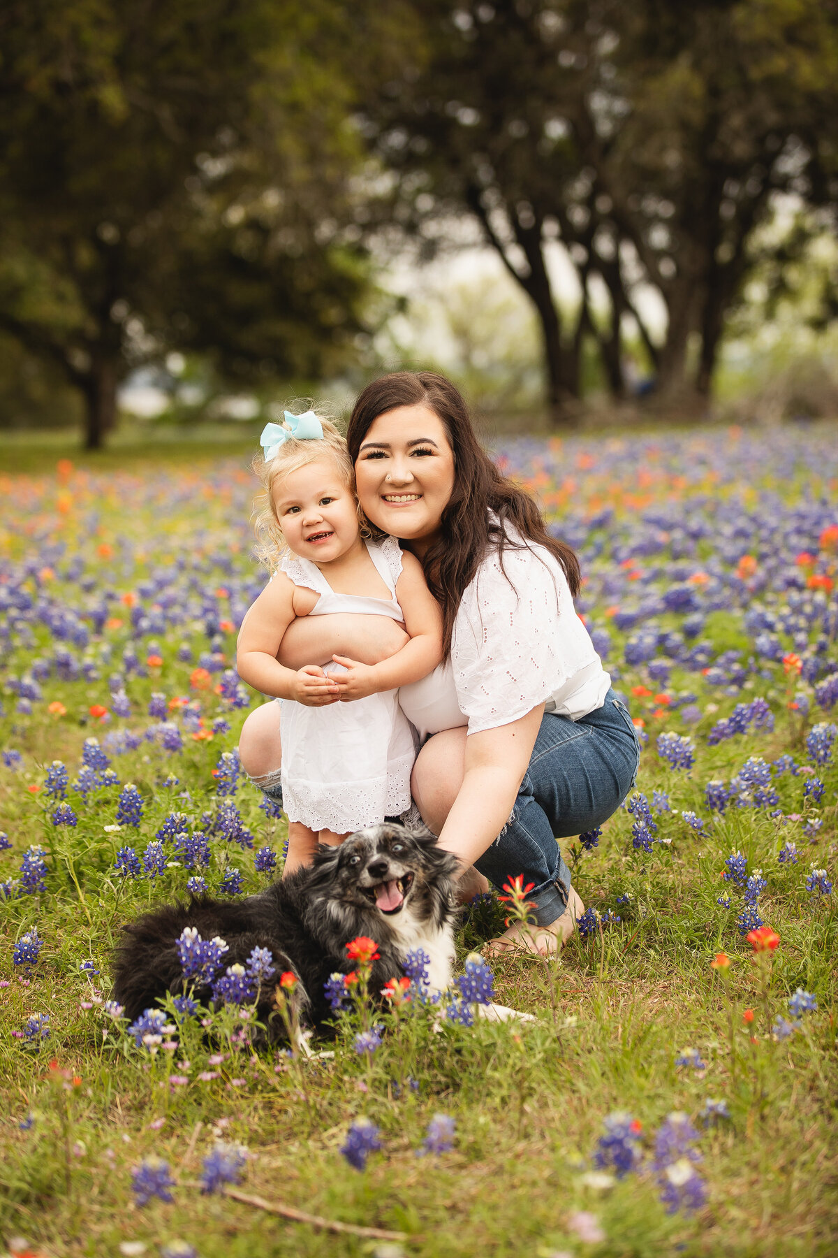 Temple Family Photographer: Beautiful family portraits that showcase your love and connection. Reserve your session in Temple now!