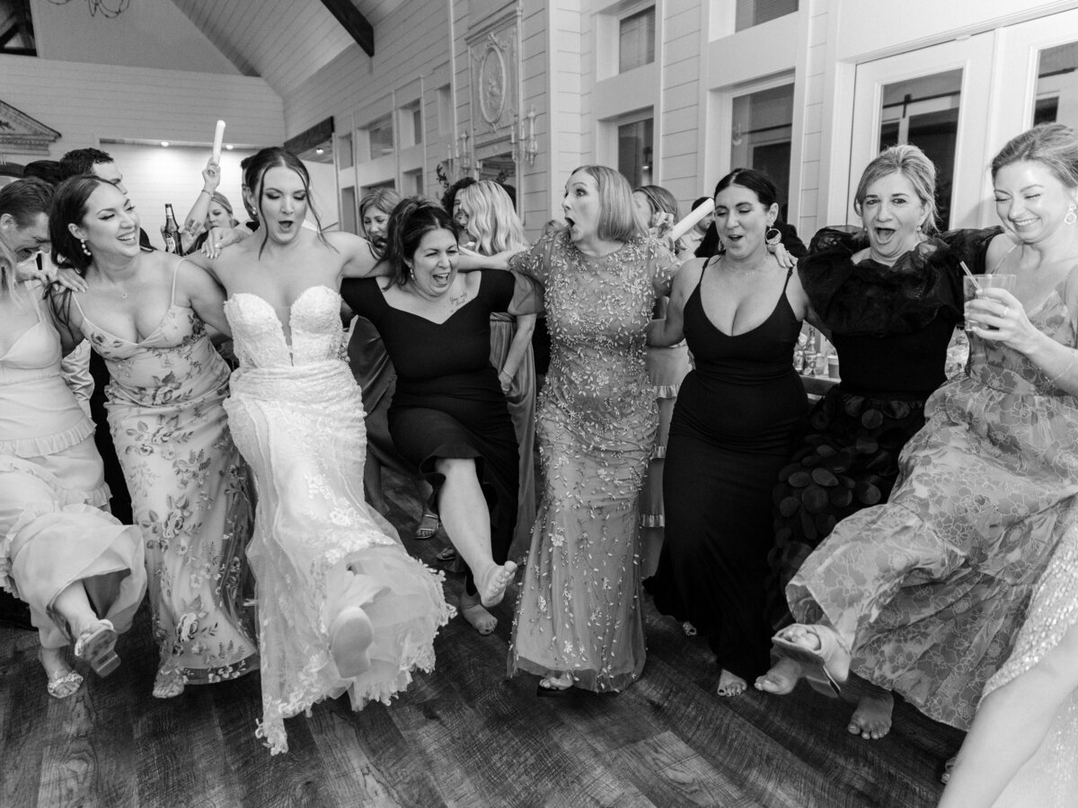 wedding-photographer-dallas-reception-the-french-farmhouse-15