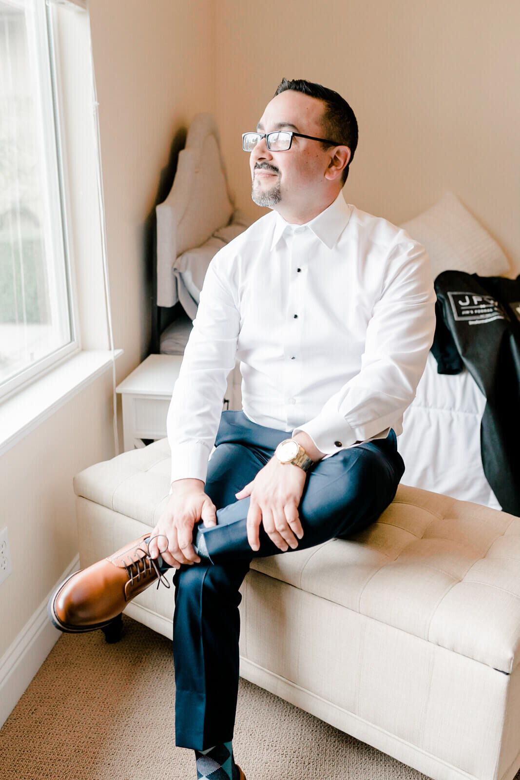 Wedding portraits captured by Vanessa Montano Photography – Livermore vineyard at sunset.