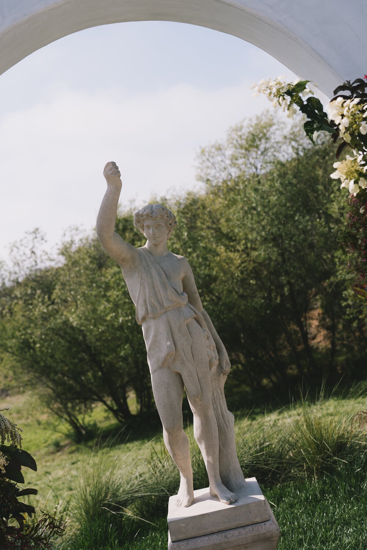 Jeune-Perche-Faye-Fern-Creative-MVFPortraits-Ceremony-Details-26