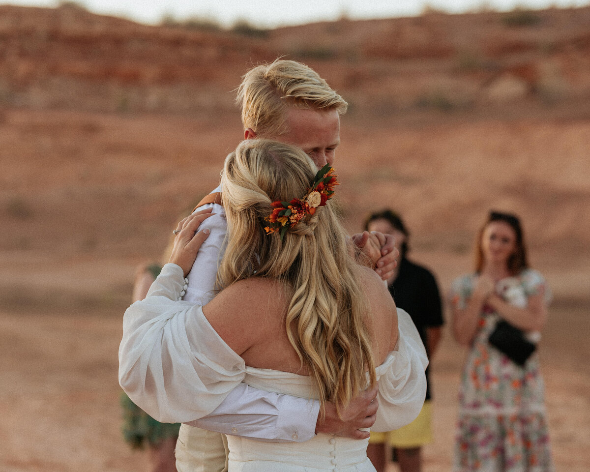 R + M _ Destination Wedding _ Lake Powell _ Utah-977