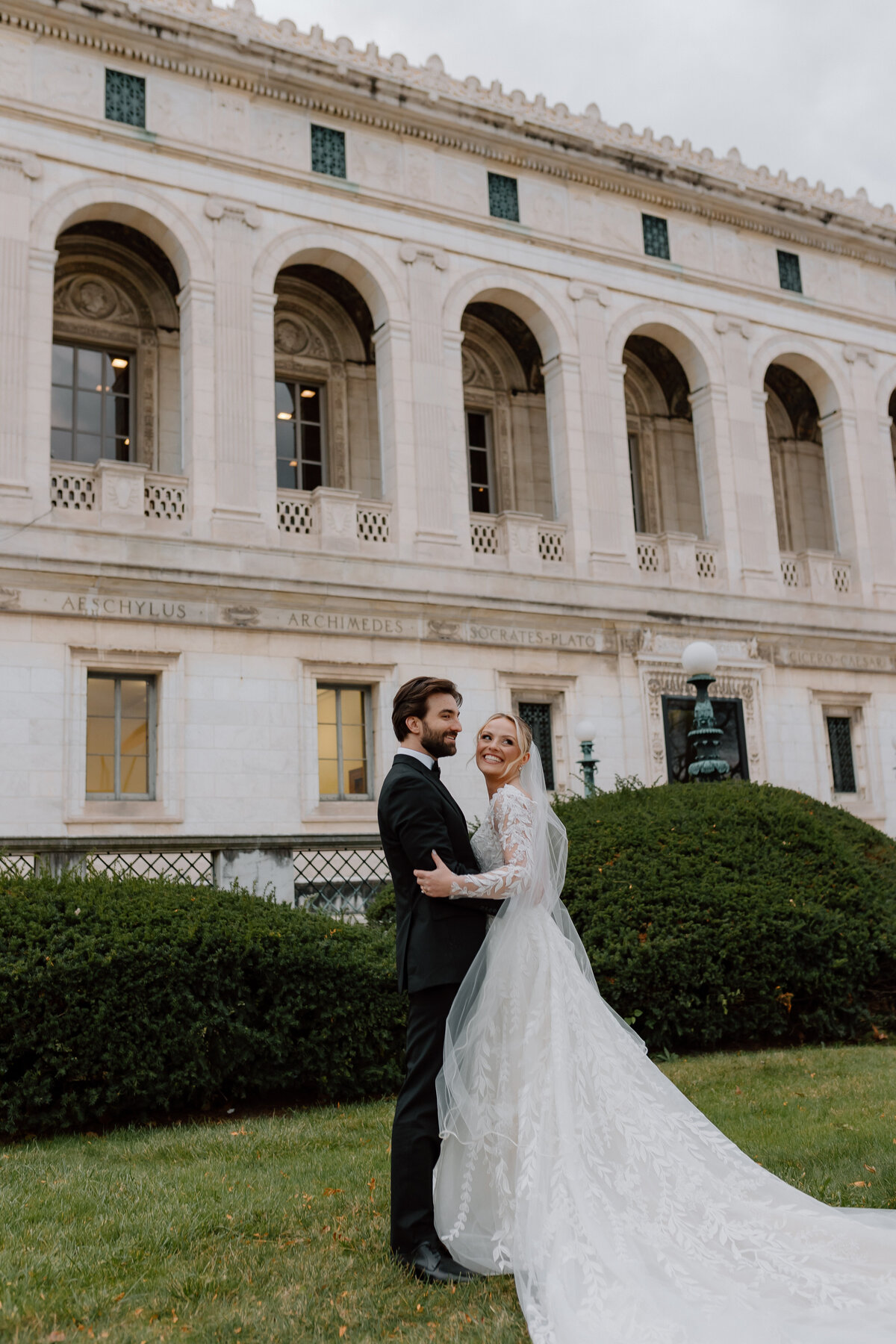 michigan-wedding-photographer-Purzycki -colonyclub-detroit-michigan-brittanybradleystudio-593