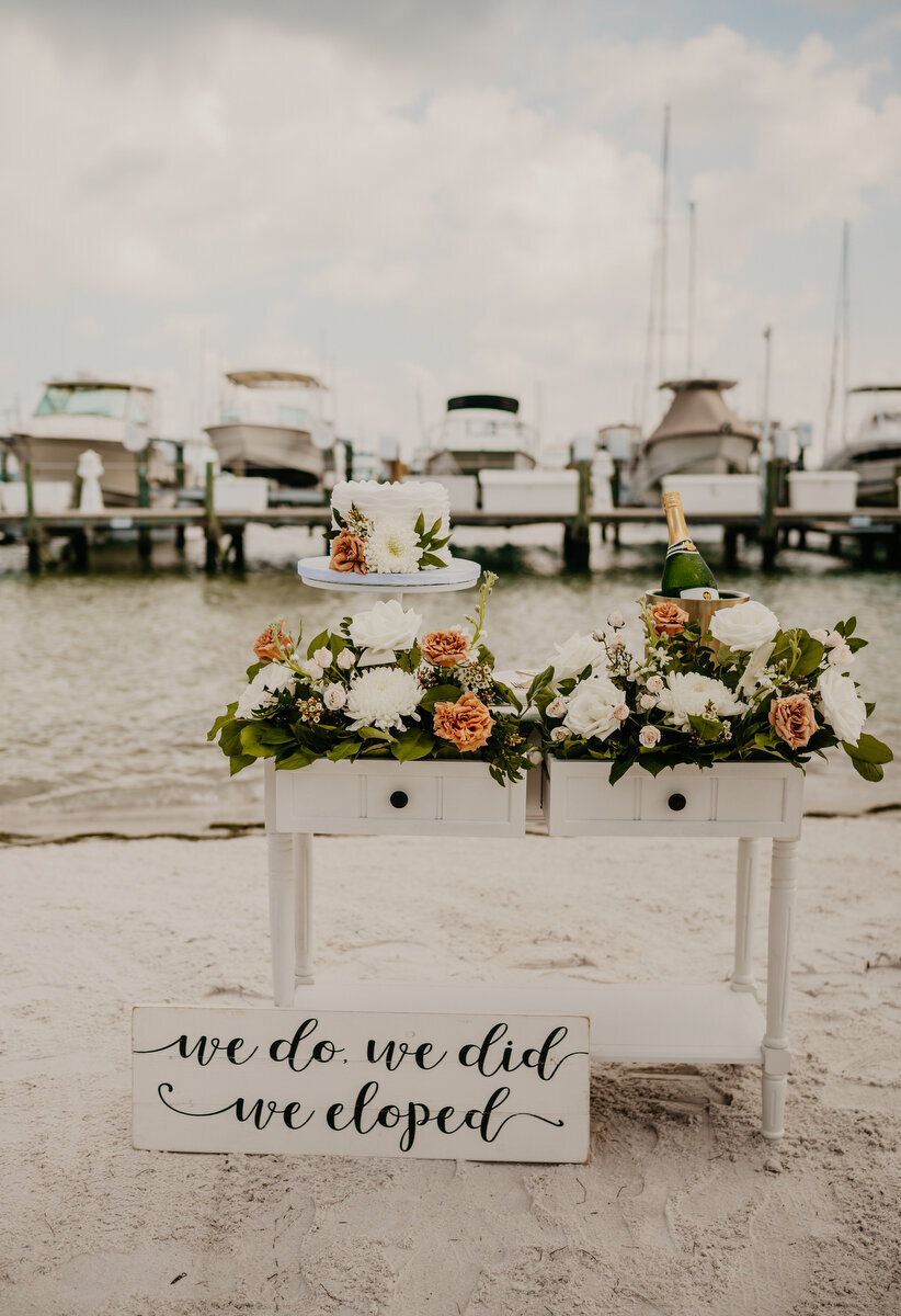 mariah-lacy-photo-isla-del-sol-florida-elope-wedding-planners-1