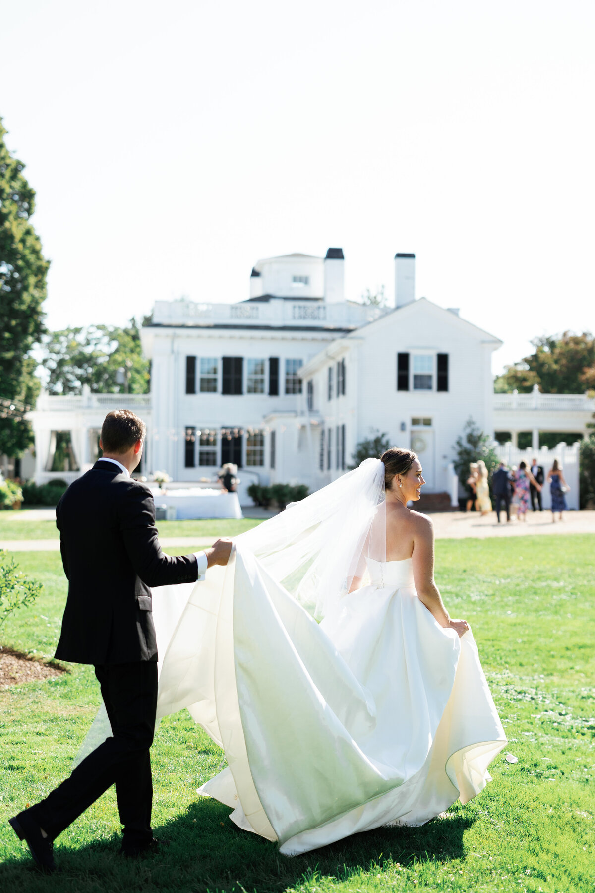MarthaVineyardWedding_DanielFisherHouse-2