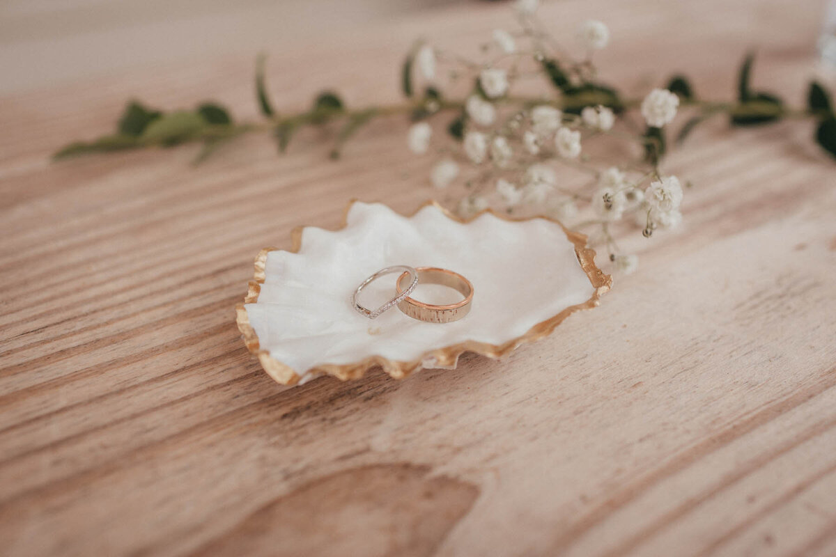 moments-and-mountains-photo-and-film-olympia-lacey-tacoma-wedding-tumwater-JI (134 of 71)