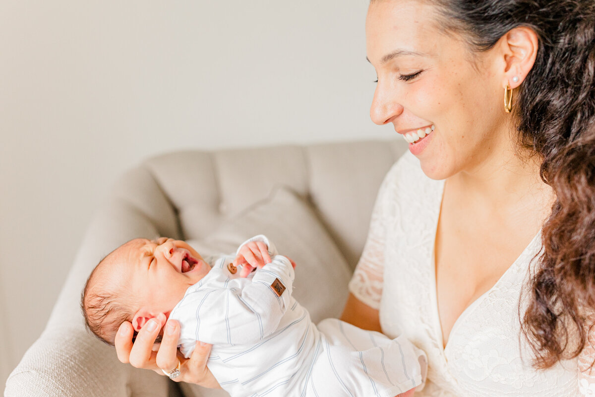 in home lifestyle newborn photography session in framingham massachusetts6