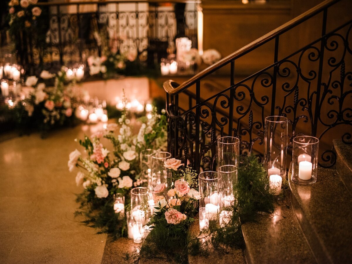 Grand-Luxury-Fairmont-Olympic-Wedding-Flora-Nova-Design-Seattle-00076