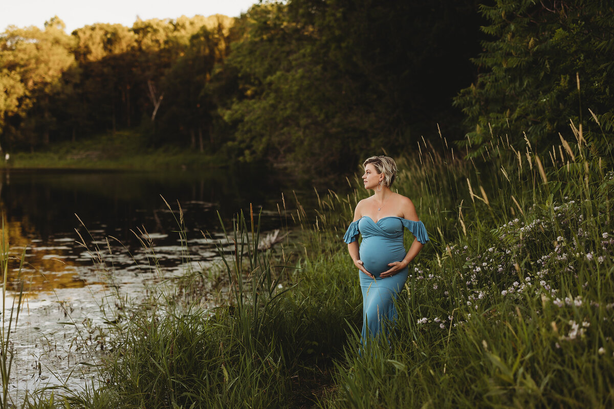 st-paul-maternity-photography- Chisago-County