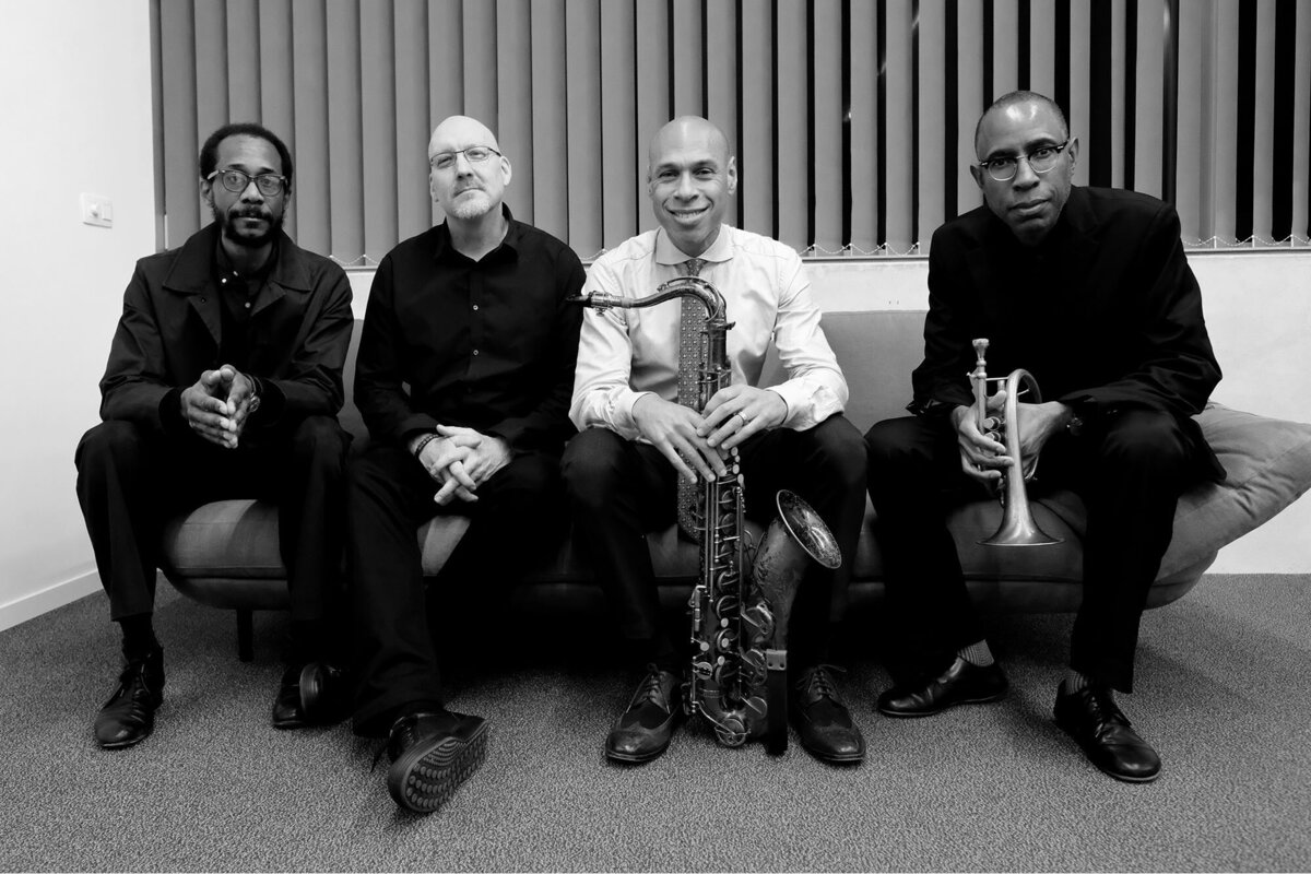 Bart Van der Moeren - BackOnFront - 128 - Joshua Redman