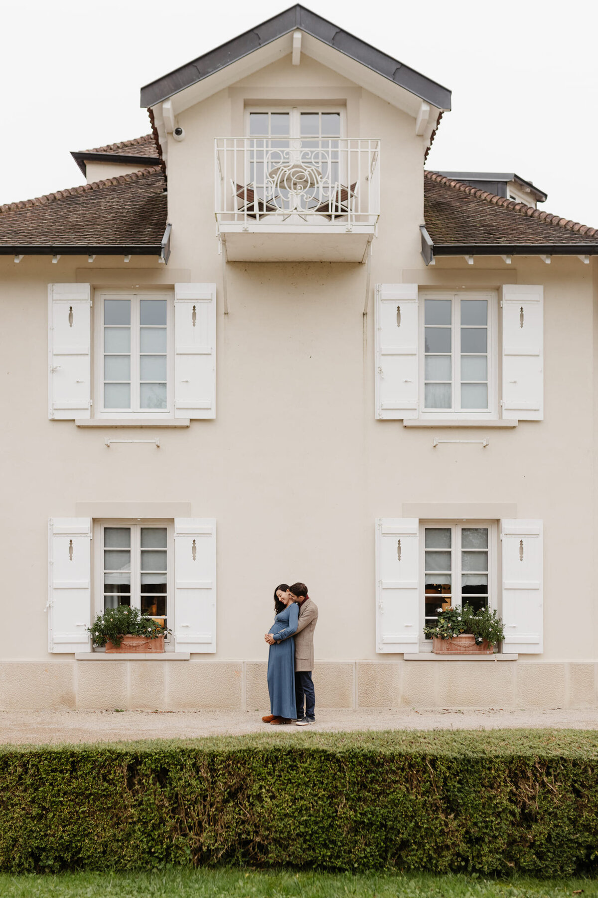 shooting-grossesse-maison-de-famille