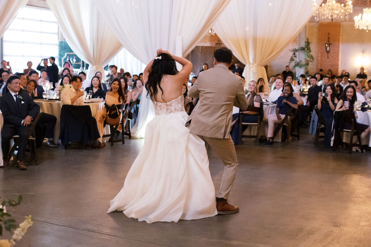 Caitlin&BrianWedding_Reception_IvoryBlushPhotography115