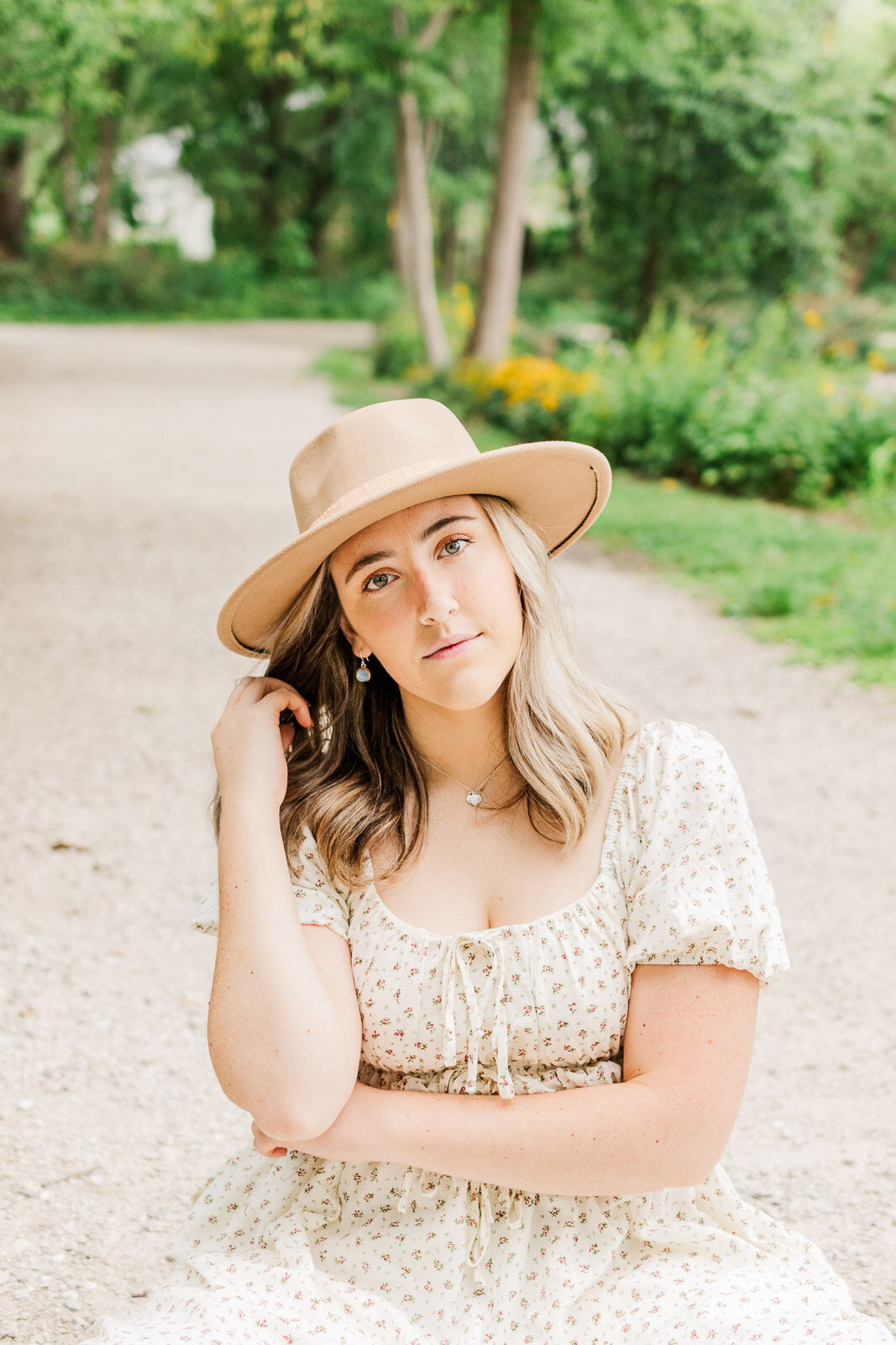 Milwaukee based photographer, Milwaukee wedding photographer, wisconsin photographer, Meredith Mutza Photography, headshot photography, Milwaukee portrait photographer, Milwaukee wisconsin Portraits, Portraits in Milwaukee Wisconsin, Portrait photographer, Headshot Photographer,