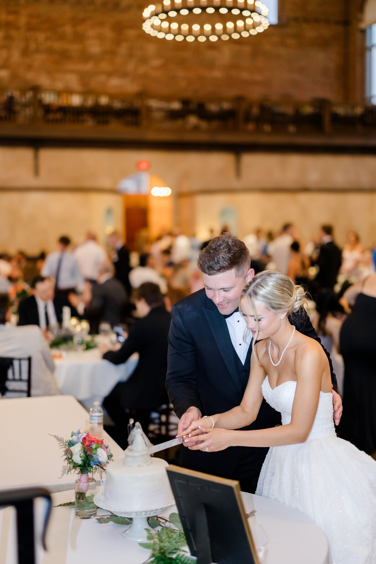 kasia-sickau-wedding-photographer-grace-alex-monastery-event-center-cincinnati-ohio1N1A2835