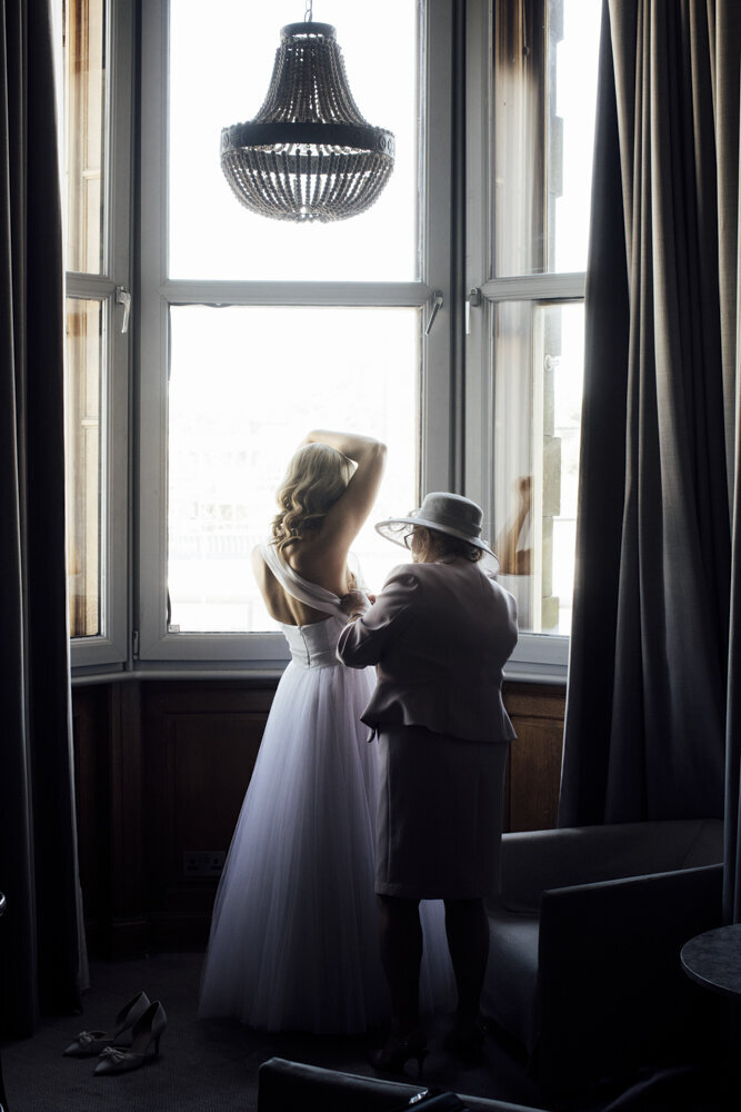 Edinburgh-Wedding-photographer-Ghillie-Dhu-32