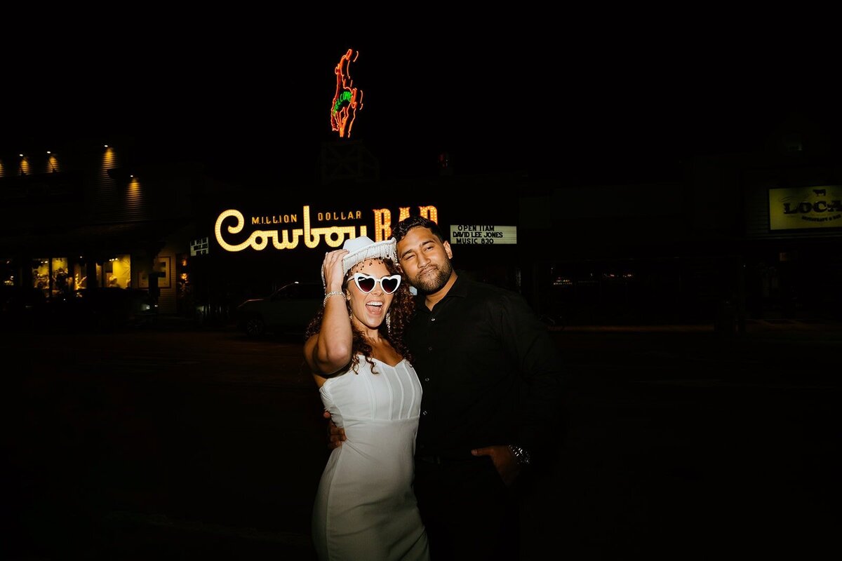 million dollar cowboy bar wedding photos (5)