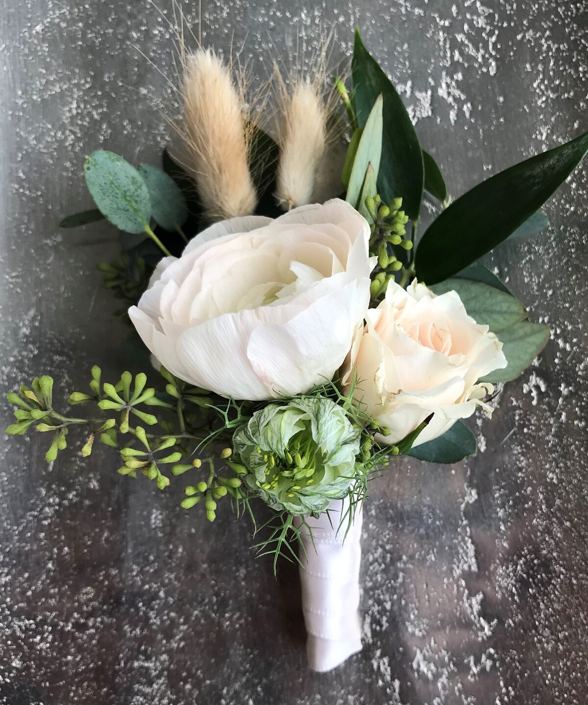 RANUNCULUS ROSE BUNNY TAIL BOUTONNIERE