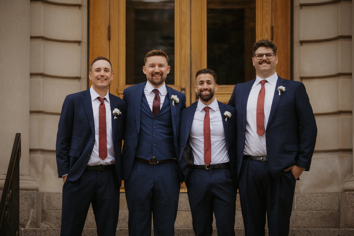 groom and groomsmen at u of a