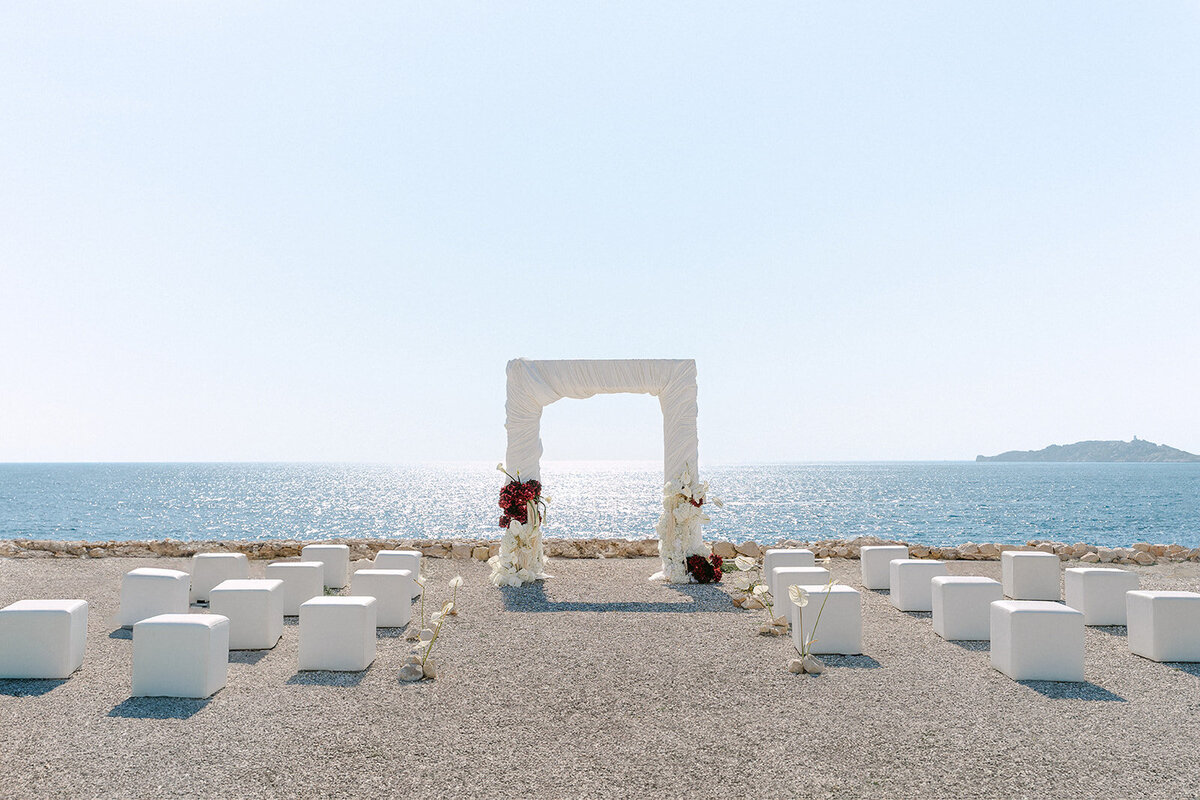 Amel-Montel-Provence-wedding-event-designer-mariage-Gaby-10