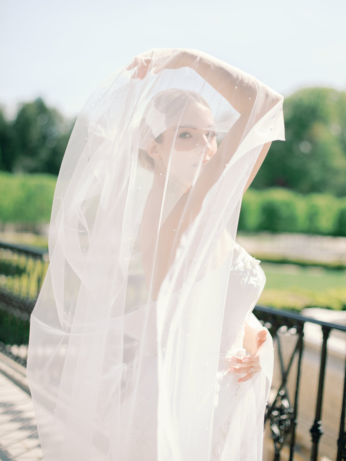 Longwood Gardens_Editorial_Luxury_Wedding_Photo_Skyler Jordan Photography-143