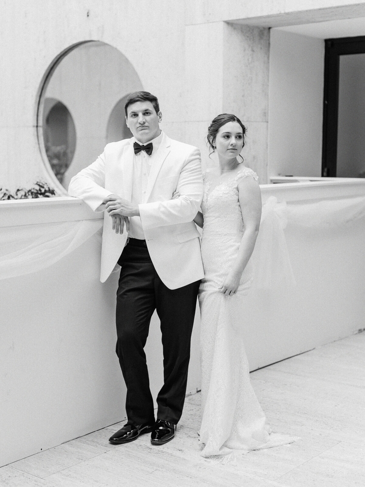 Cathedral-Basilica-of-the-Assumption-Wedding-Covington-KY_353