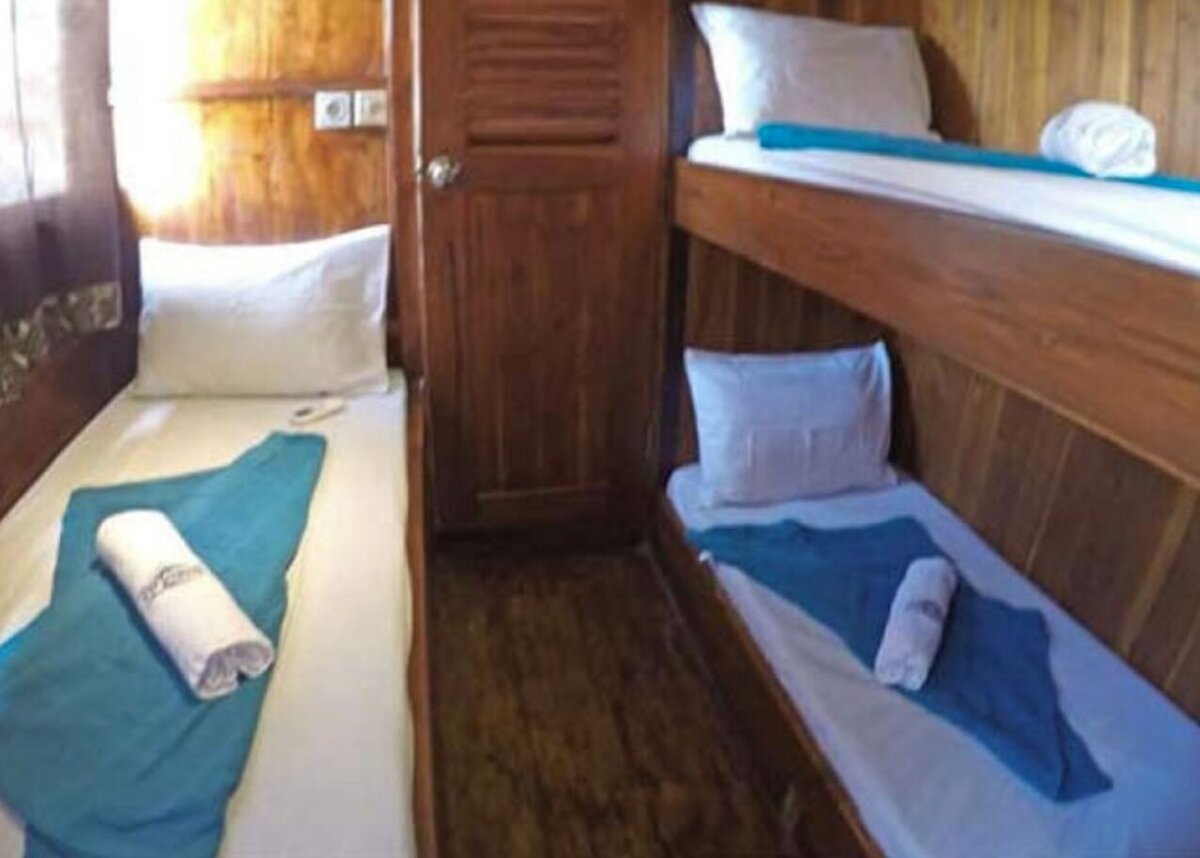 Indonesie-Flores-Komodo-Comfort-Boat-Cajoma-III-cabin