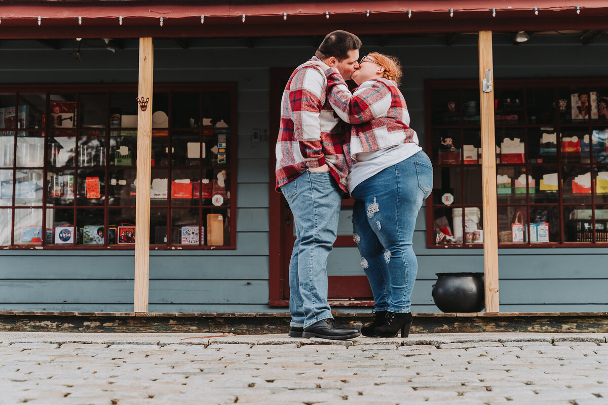 20250228_Dylan&Shannon_Engaged_Smithville-308