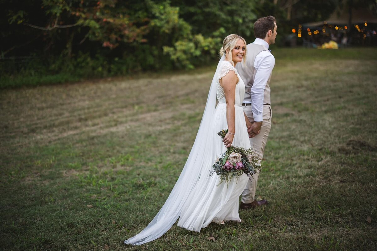 LOHST wedding hair low bun veil4