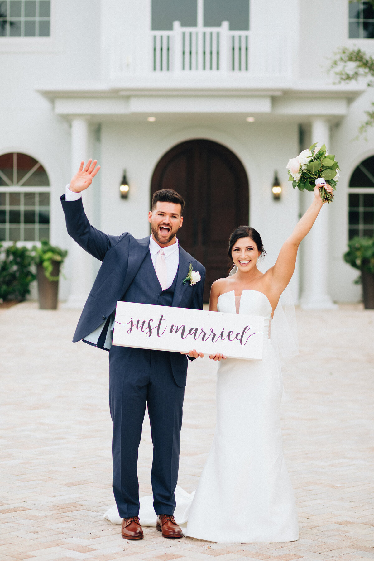 miranda-rose-photo-harborside-chapel-florida-elopement-chantilly-chic-7