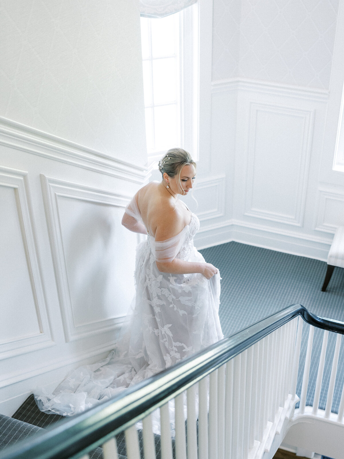 Anne-Troxel-Pittsburgh-Wedding-Photography-Pittsburgh-Field-Club-LGBTQ-Floral-timeless-photos-25