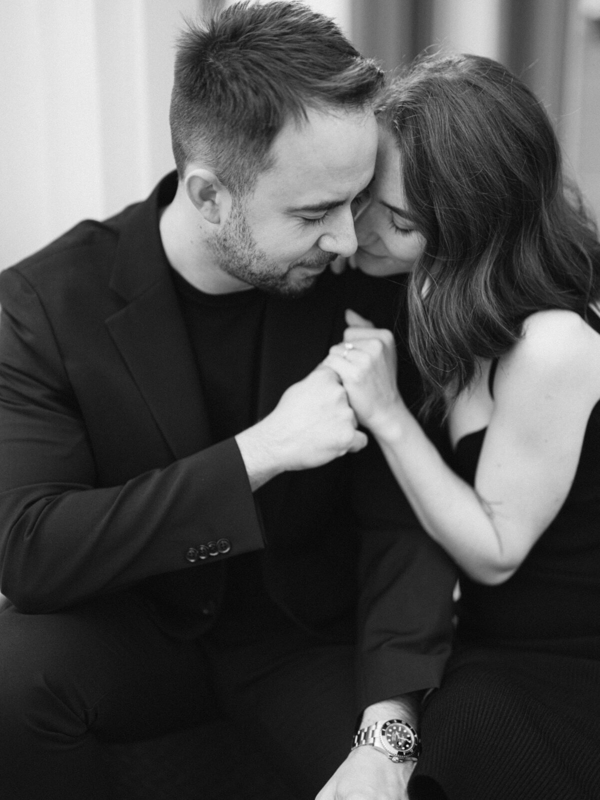 nycengagement-sohoengagementsession-fineartweddingphotographer-felixfeyginphotography-014