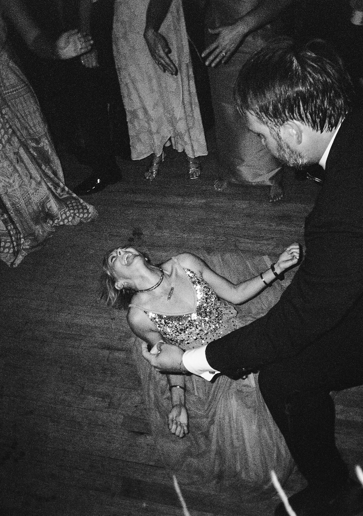 Classic Charleston Wedding on film by Sarah Bradshaw-011