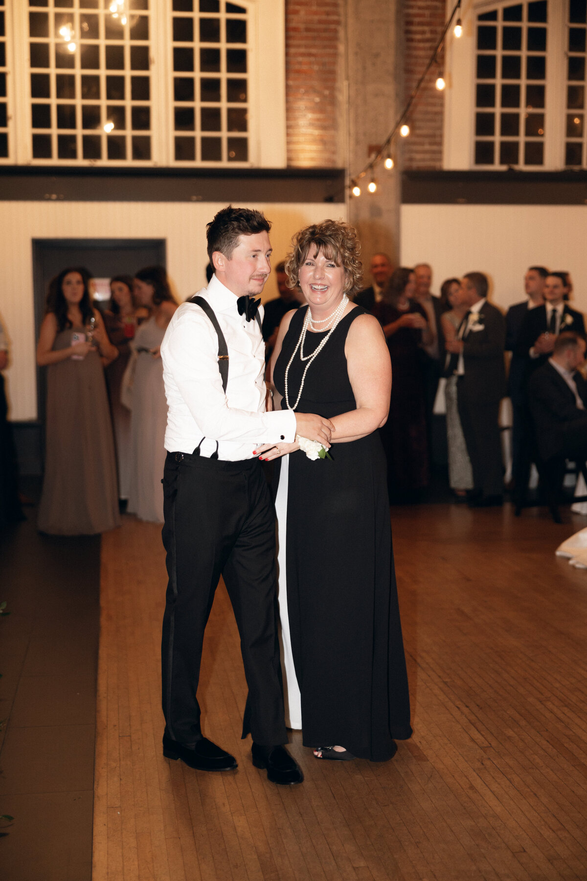 the-evergreen-portland-oregon-wedding-reception-240