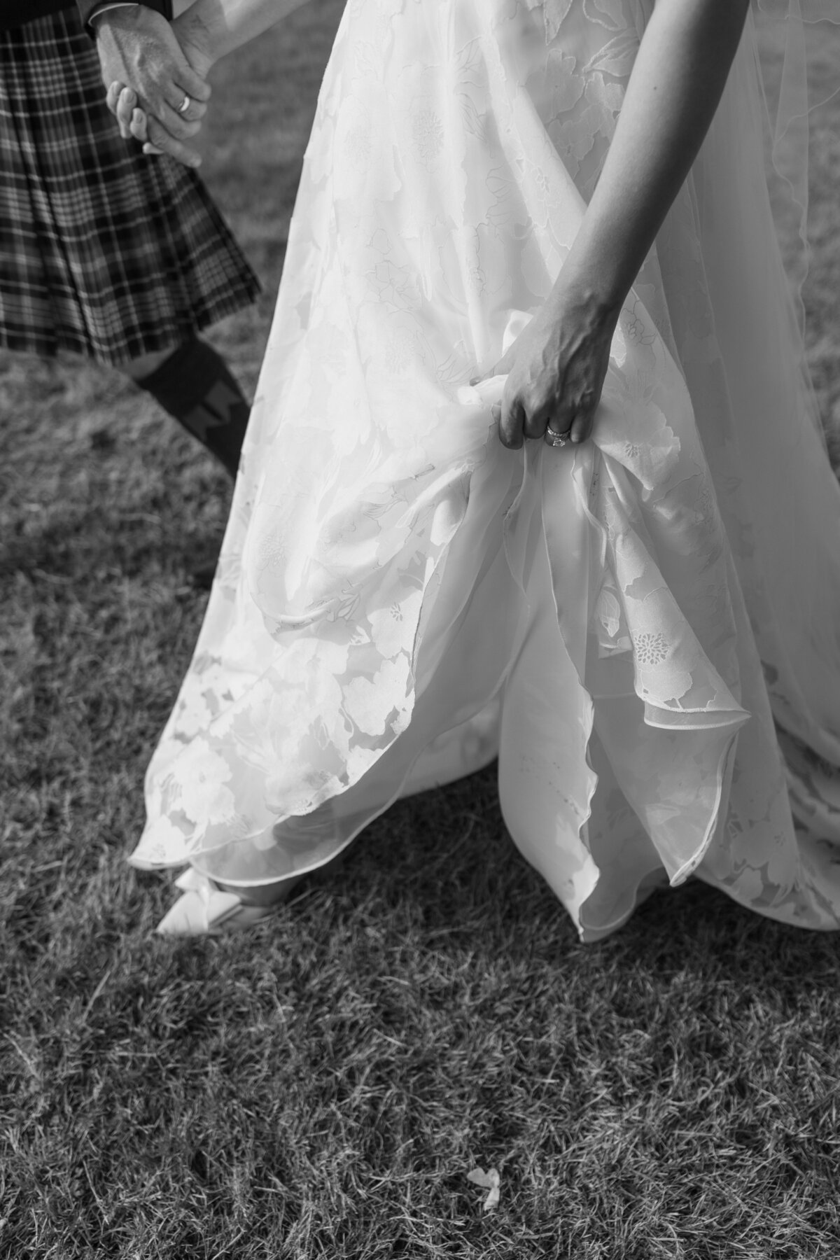 Somersbury Barn, Surrey Wedding Photographer  - Aimee Joy Photography-90