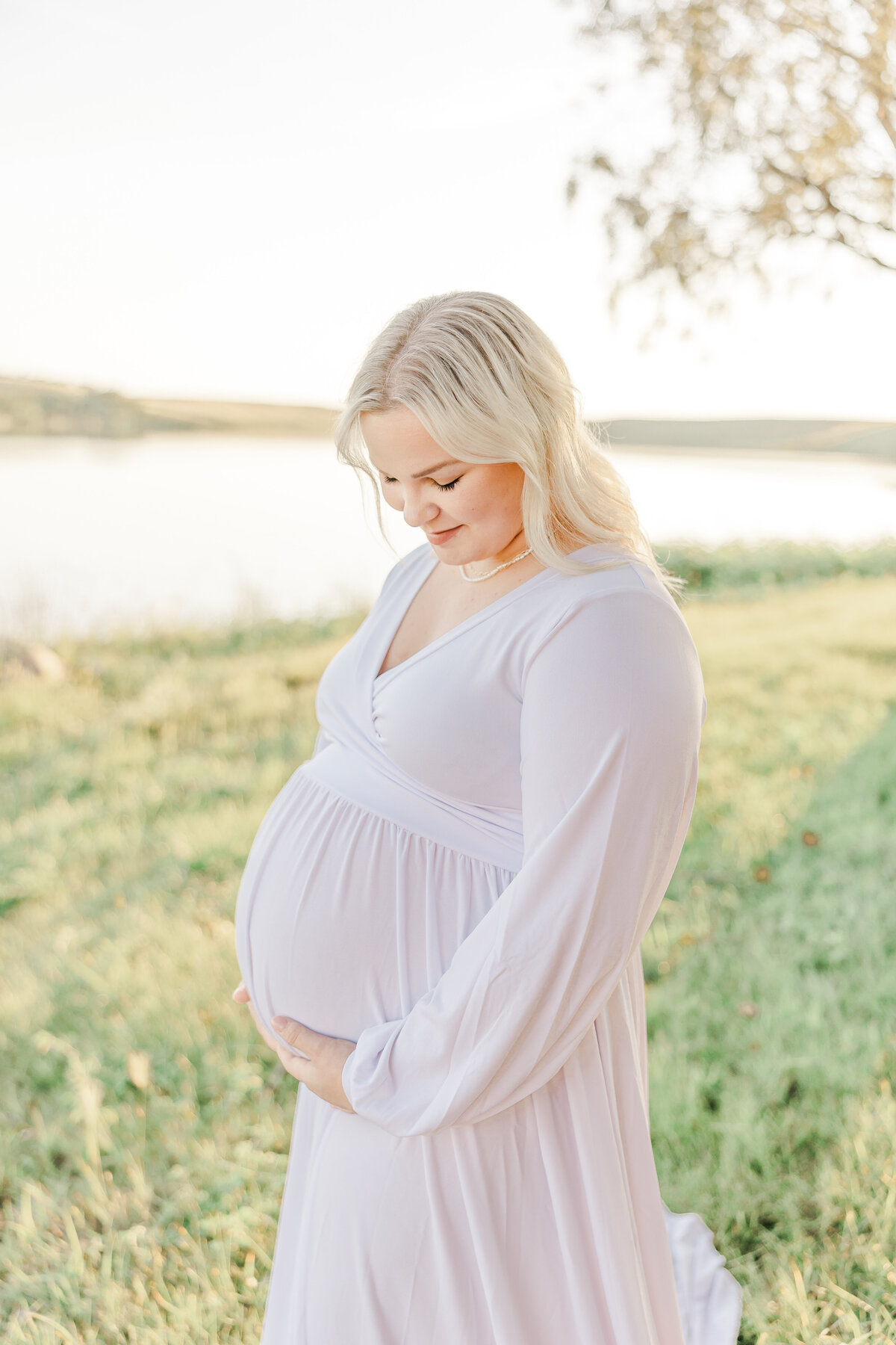 joy-ranch-maternity-session-florence-sd (93)