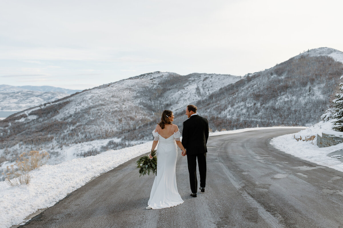 Arizona Wedding and Elopement Photographer - Scenic Snowy Wedding in the Mountains
