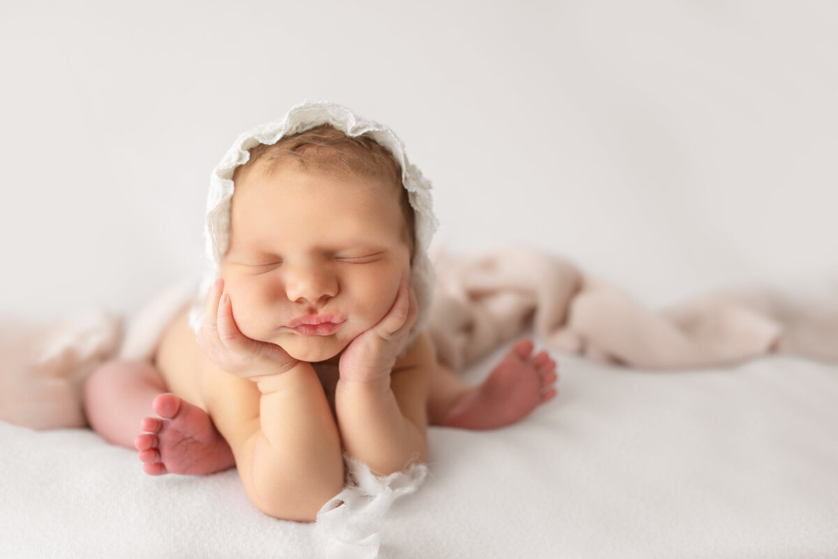 Baby Bonnett Newborn Picture