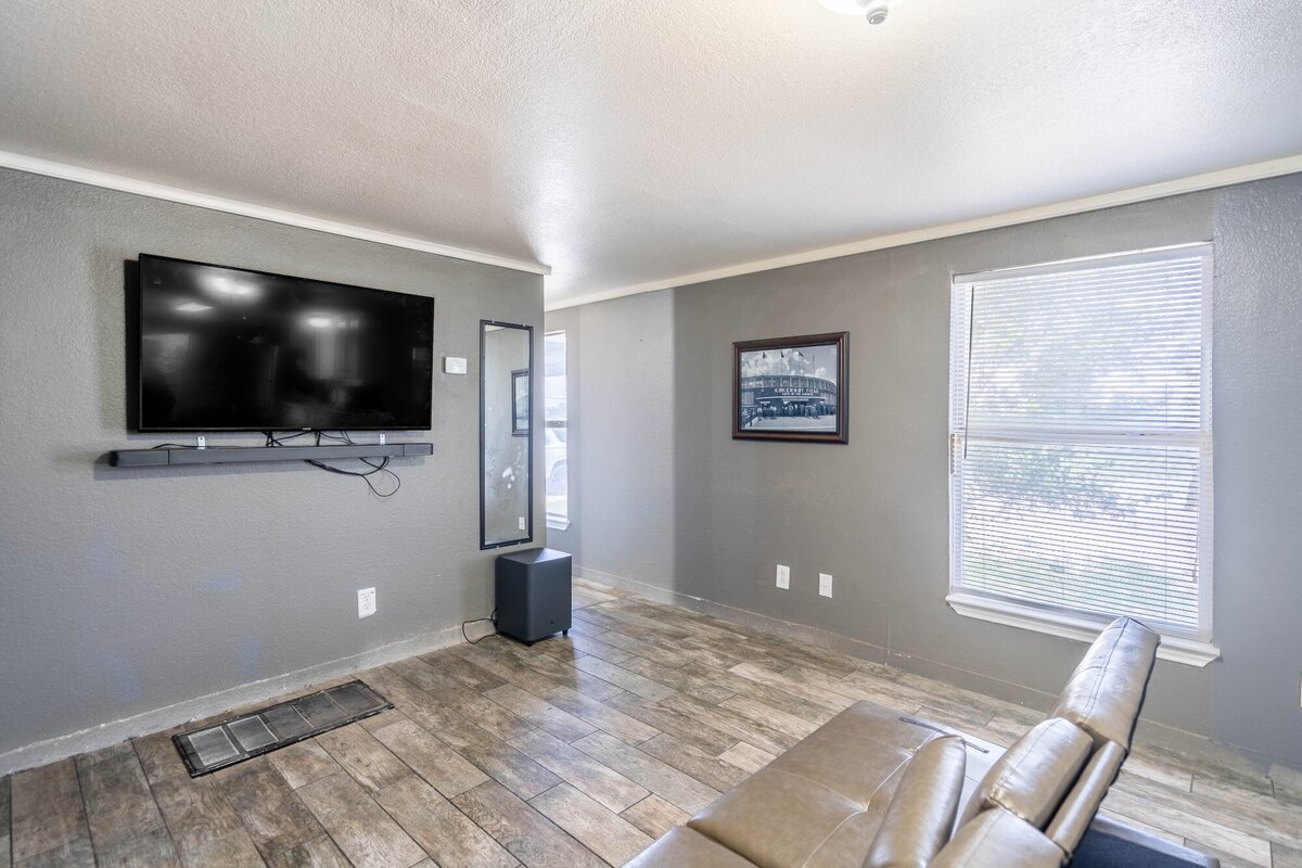 ECRD65_CapitalRealty_PJ (15)