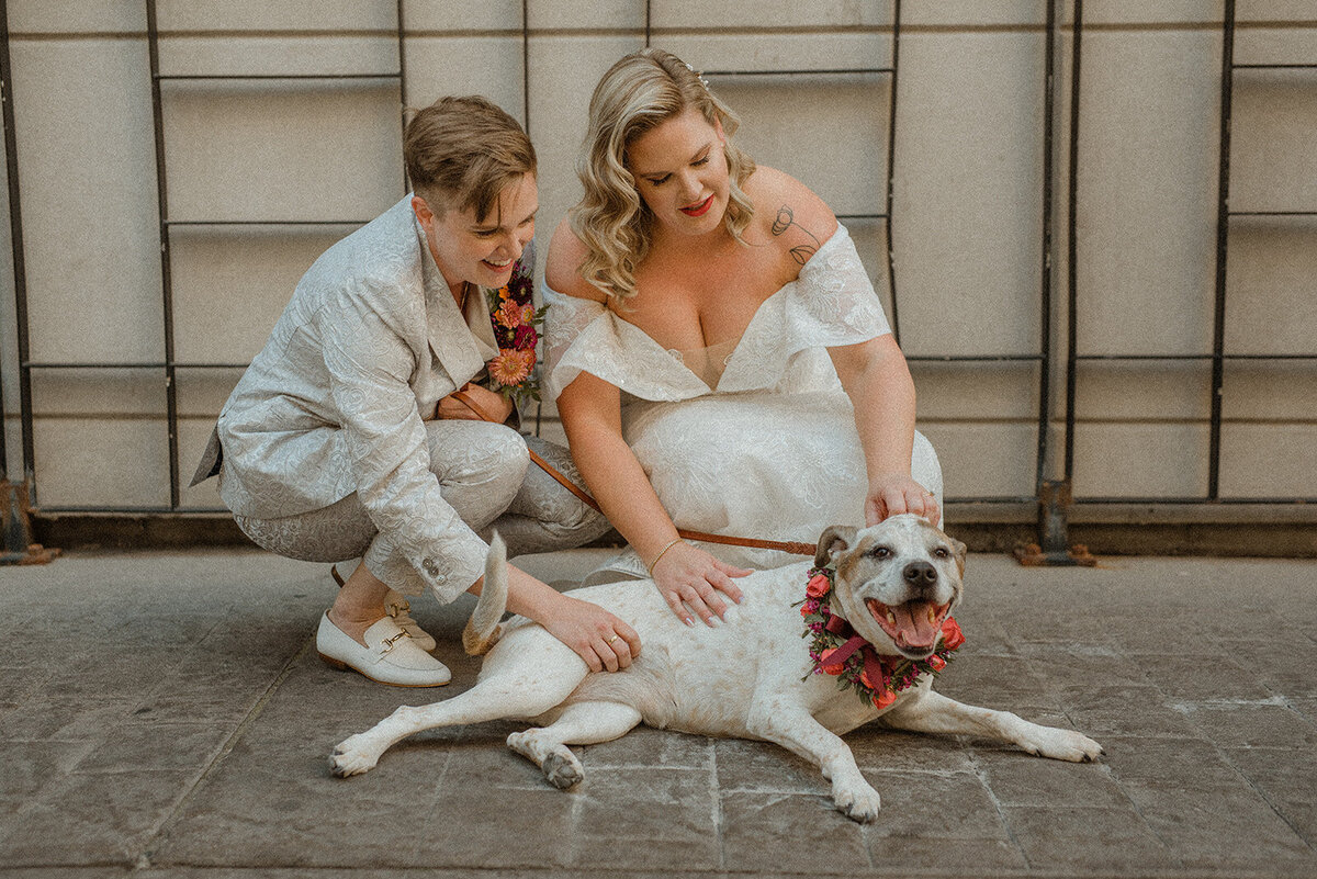 downtown-toronto-lgbt-couple-lgbt-wedding-gardiner-museum-070