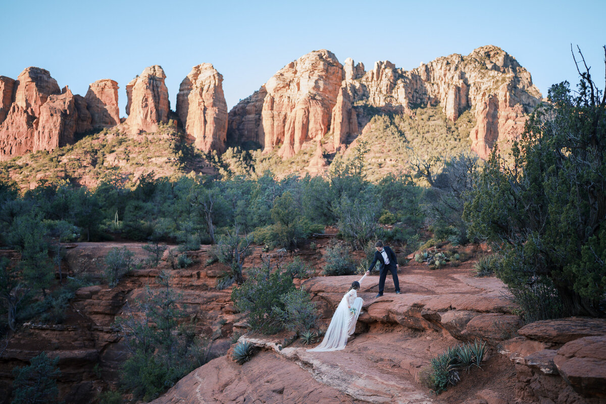 adventure-elopement-sedona-seven-sacred-pools