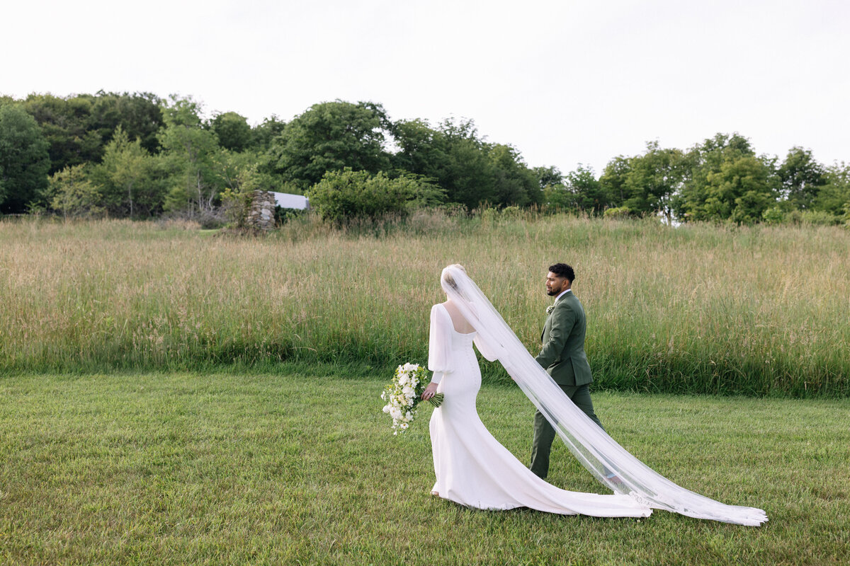 OverlookBarnWedding-120