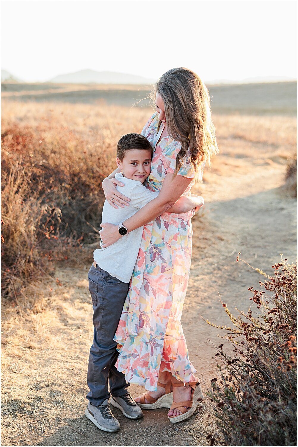 Family-Photos-in-the-Field-Southern-California_0004