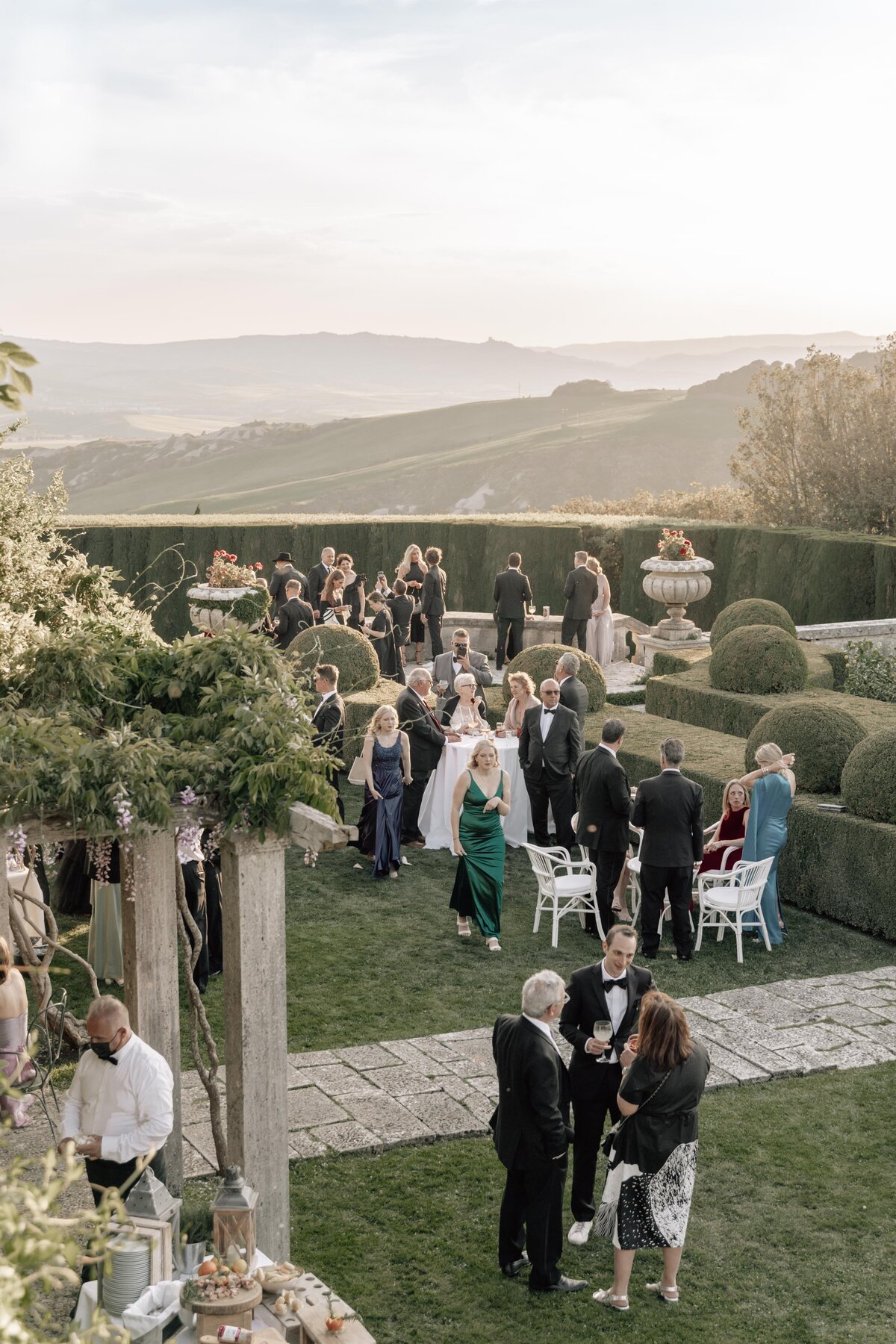 Flora_And_Grace_Tuscany_LaFoce_Wedding_Photographer-36