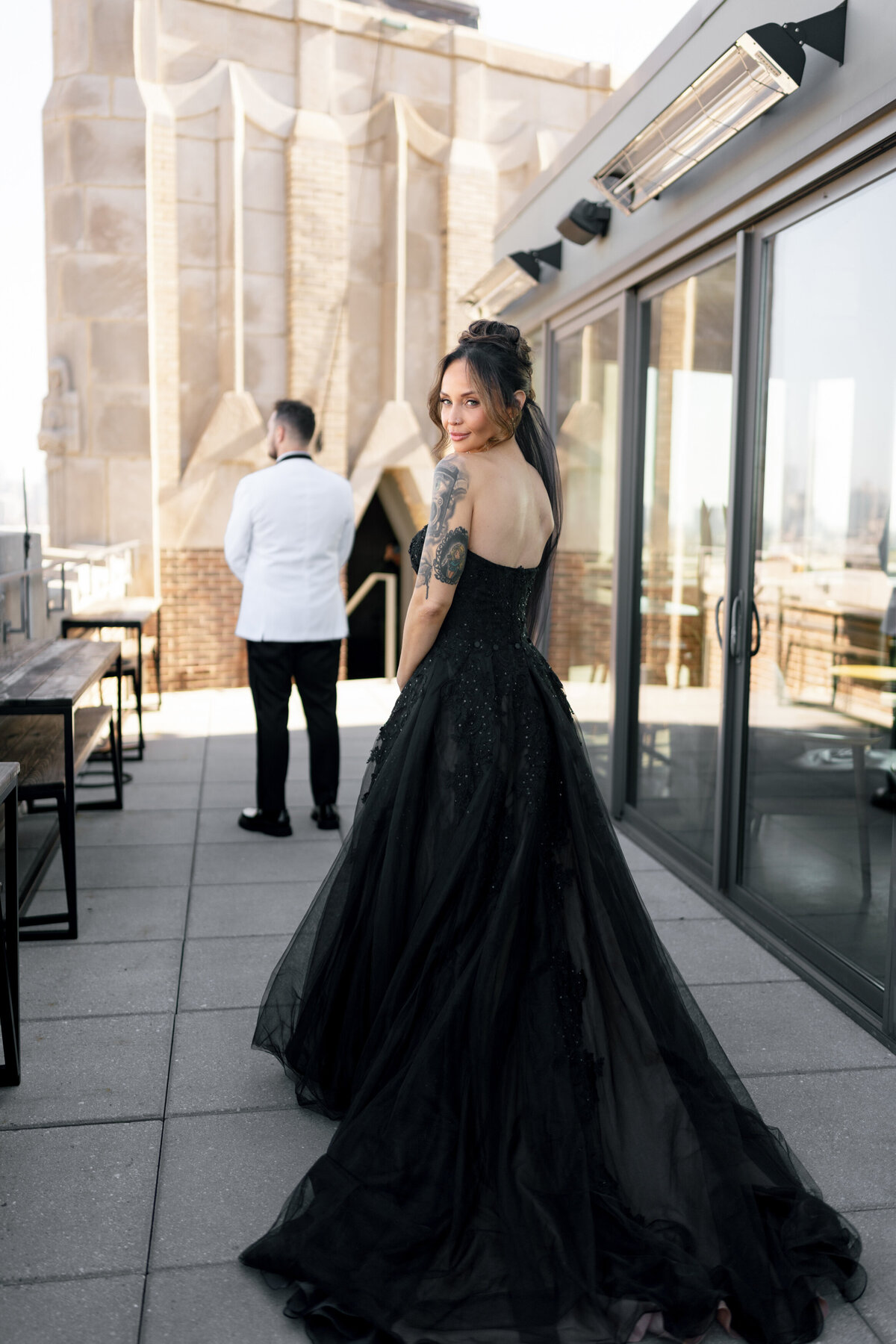 Berlez-Aspen-Avenue-Chicago-Wedding-Photographer- Clementine-Events-Thistle-&-Plume-Shannon-O’Brien-Makeup-Daniela-Kosta-Beauty-Sarabande-The-Robey-Vogue-Magazine-Editorial-Edgy-59