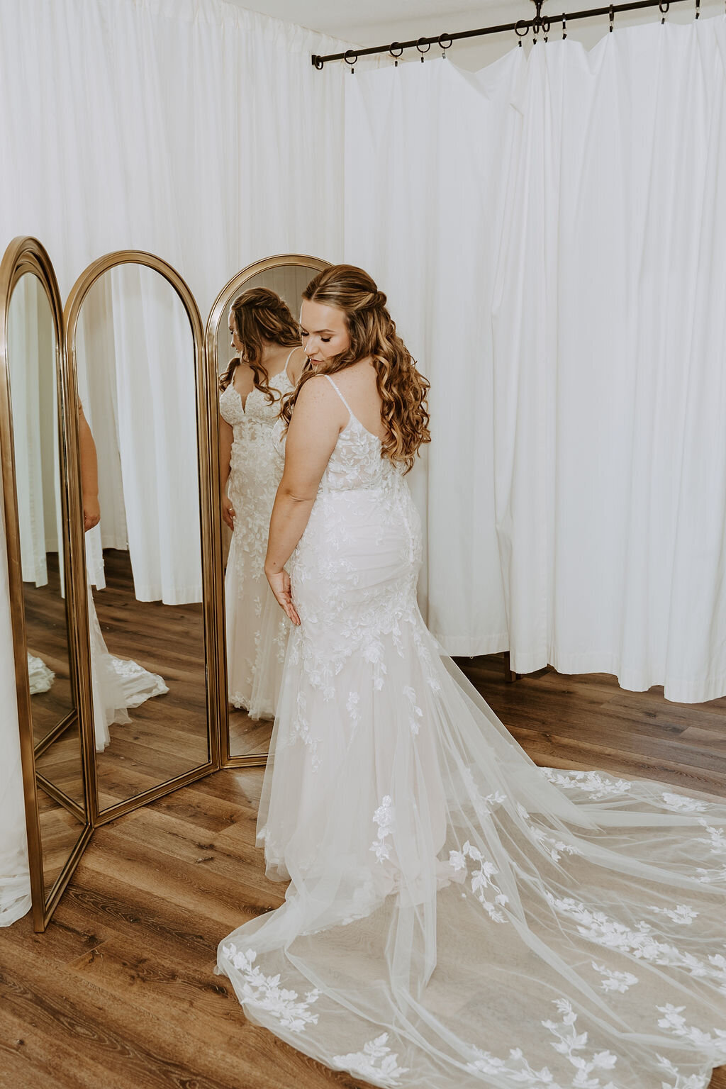 Erika+Alec_GettingReady_10.19.24-50