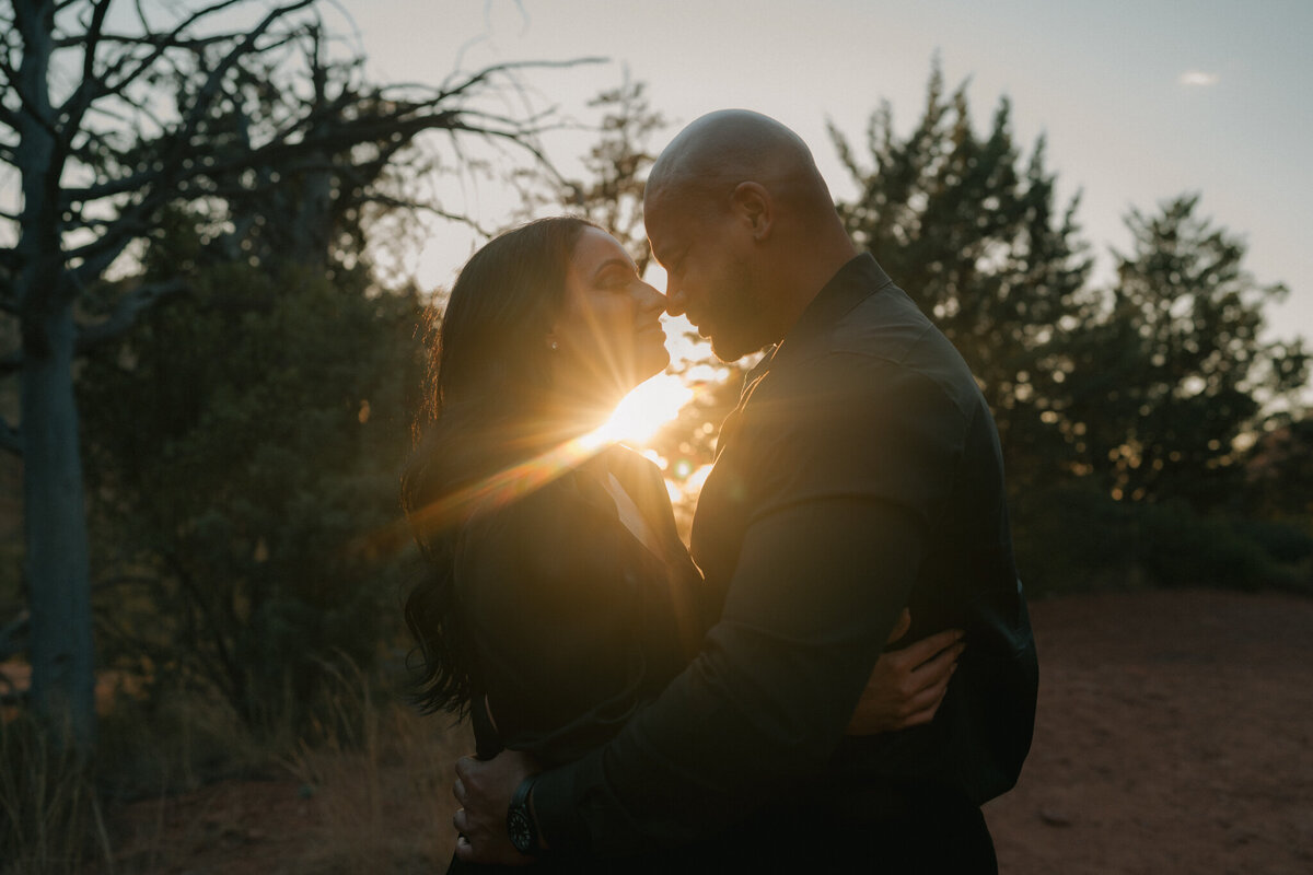 Sarah Folkers Photo Sedona Merry Go Round Rock Elopement Engagement-12