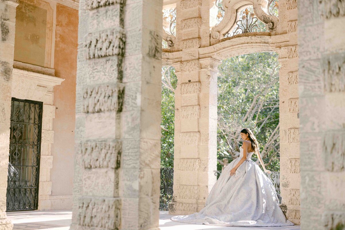 bride-in-classic-spanish-style-architecture