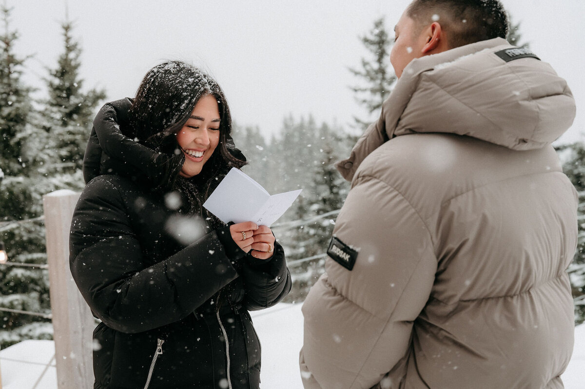 S-R_Winter-Elopement-Quebec-73