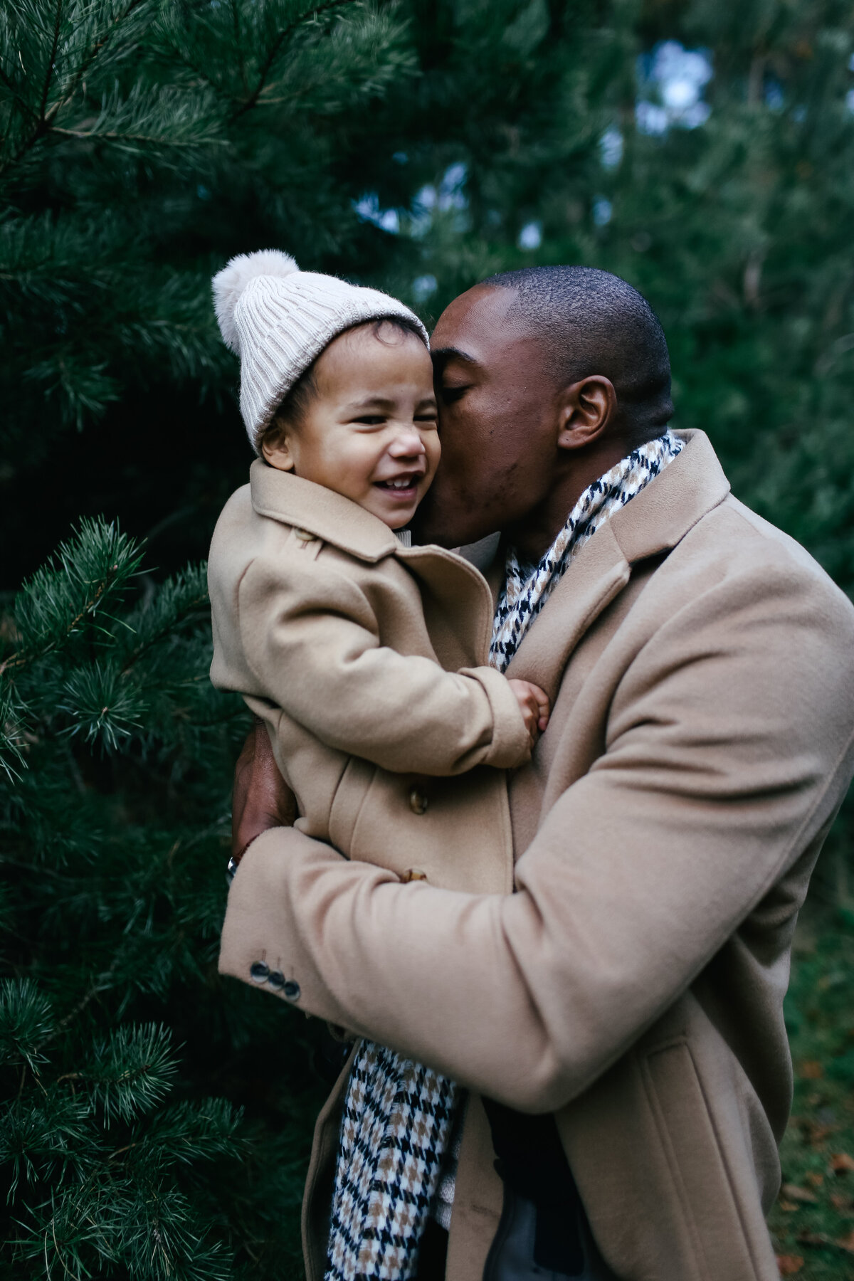 family-photoshoot-surrey-leslie-choucard-photography-04