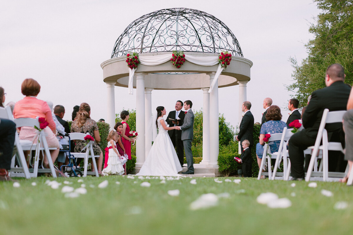 san_antonio_austin_texas_wedding_photographer-Gardens-Cranesbury-View-LnG-1112